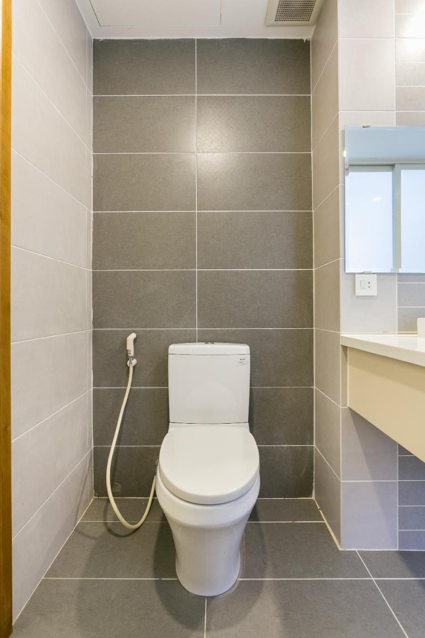 Oyo 138 Aparthotel 18 Bandar Ho Chi Minh Luaran gambar